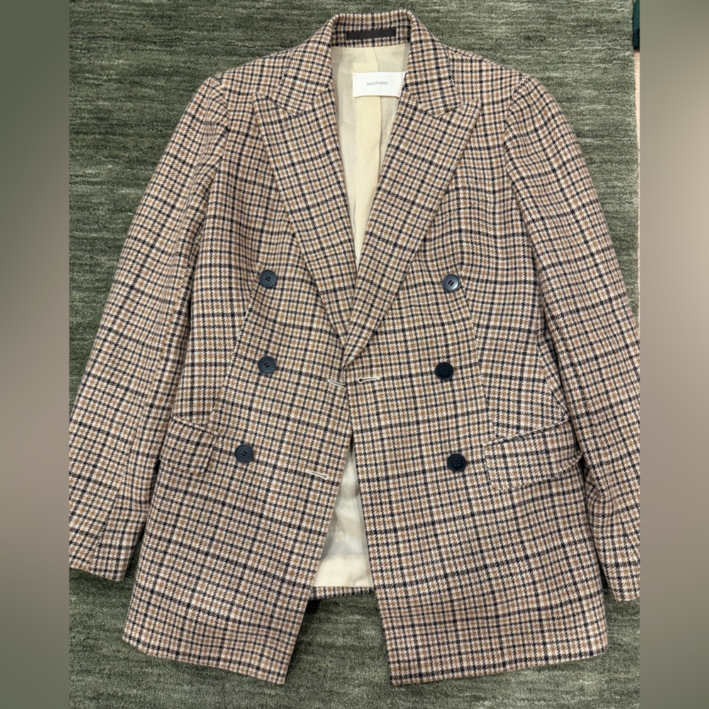 Sandro style SuisStudio Double-Breasted Plaid Blazer Beige & Navy in Cashmere 4